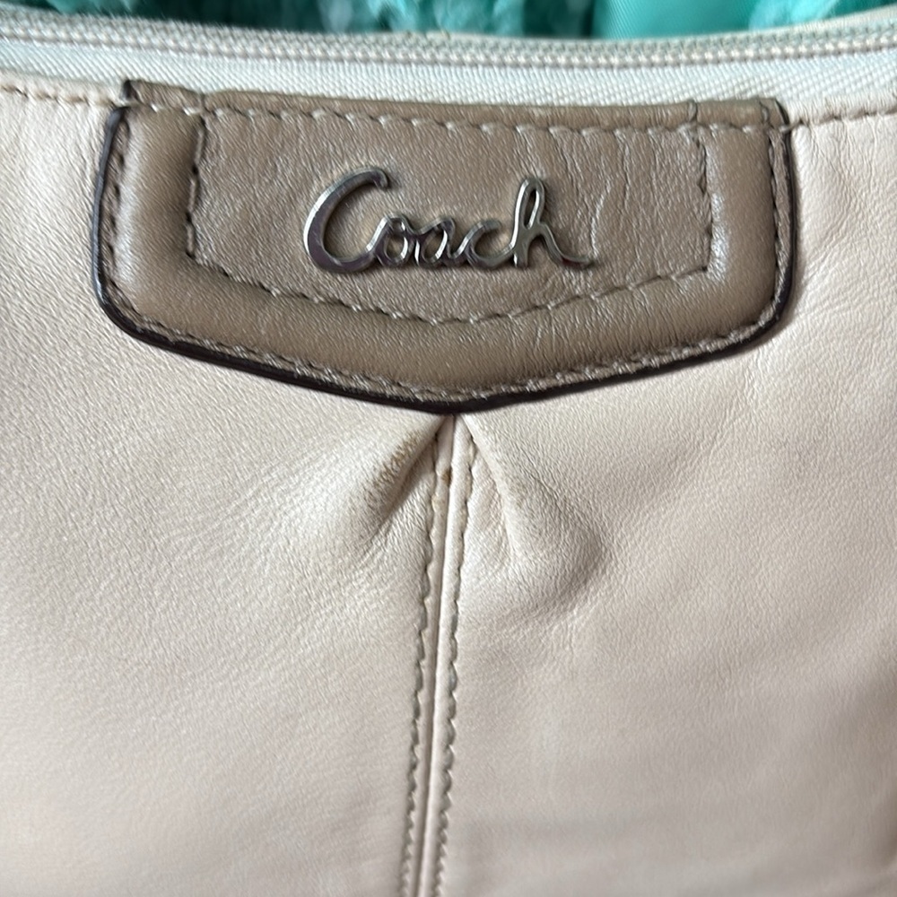 Coach   Mini bag  Crossbody  leather beige/taupe strap & trim  Silvertone
VGUC - Picture 4 of 17